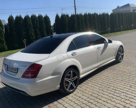 Белый Мерседес С Класс, объемом двигателя 3.2 л и пробегом 273 тыс. км за 19999 $, фото 5 на Automoto.ua