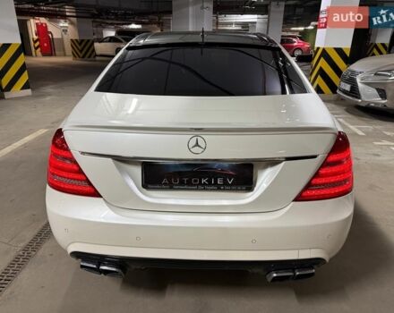 Білий Мерседес С Клас, об'ємом двигуна 1.99 л та пробігом 229 тис. км за 16500 $, фото 14 на Automoto.ua