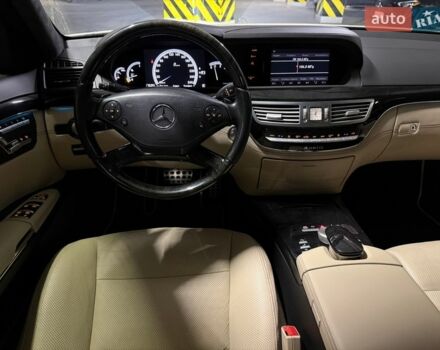 Білий Мерседес С Клас, об'ємом двигуна 1.99 л та пробігом 229 тис. км за 16500 $, фото 32 на Automoto.ua