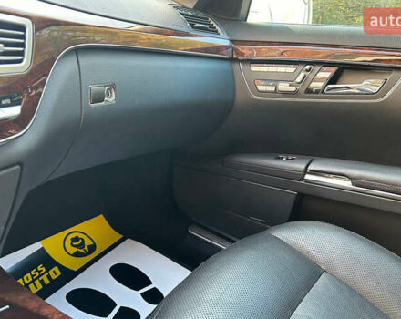 Білий Мерседес С Клас, об'ємом двигуна 2.99 л та пробігом 291 тис. км за 19000 $, фото 11 на Automoto.ua