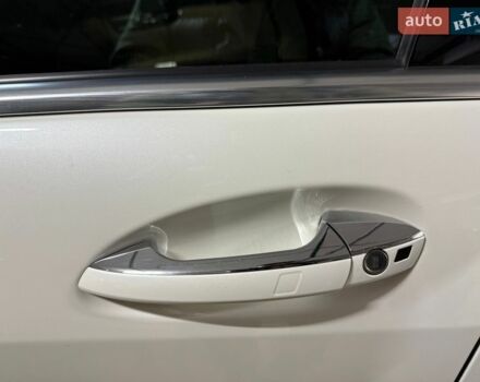 Білий Мерседес С Клас, об'ємом двигуна 1.99 л та пробігом 229 тис. км за 16500 $, фото 11 на Automoto.ua