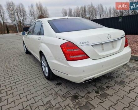Белый Мерседес С Класс, объемом двигателя 3 л и пробегом 267 тыс. км за 21500 $, фото 15 на Automoto.ua