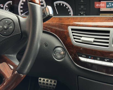 Белый Мерседес С Класс, объемом двигателя 4.66 л и пробегом 110 тыс. км за 22500 $, фото 32 на Automoto.ua