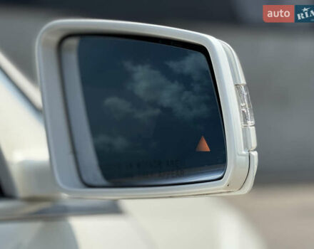 Белый Мерседес С Класс, объемом двигателя 4.66 л и пробегом 209 тыс. км за 19800 $, фото 26 на Automoto.ua