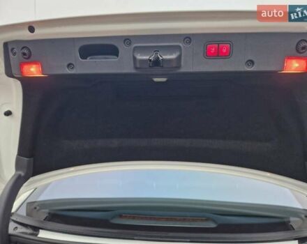 Белый Мерседес С Класс, объемом двигателя 3 л и пробегом 267 тыс. км за 21500 $, фото 11 на Automoto.ua