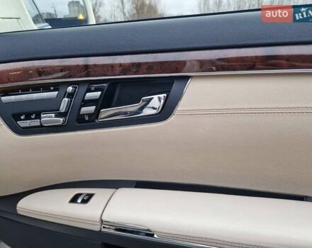 Белый Мерседес С Класс, объемом двигателя 3 л и пробегом 267 тыс. км за 21500 $, фото 7 на Automoto.ua