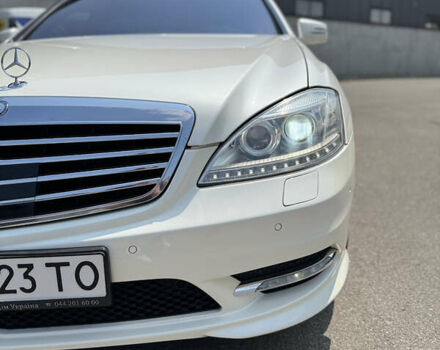 Белый Мерседес С Класс, объемом двигателя 4.66 л и пробегом 209 тыс. км за 19800 $, фото 14 на Automoto.ua