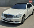 Белый Мерседес С Класс, объемом двигателя 4.66 л и пробегом 209 тыс. км за 19800 $, фото 5 на Automoto.ua