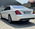 Белый Мерседес С Класс, объемом двигателя 4.66 л и пробегом 209 тыс. км за 19800 $, фото 15 на Automoto.ua