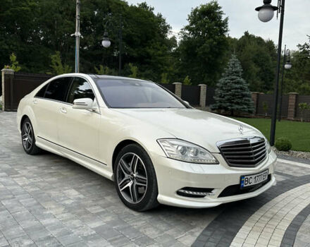 Мерседес С Класс 2013 в Львове на Automoto.ua Белый Мерседес С Класс, объемом двигателя 4.66 л и пробегом 221 тыс. км за 25000 $, фото 6 на Automoto.ua