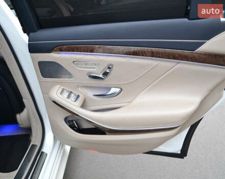 Белый Мерседес С Класс, объемом двигателя 4.66 л и пробегом 123 тыс. км за 28900 $, фото 42 на Automoto.ua