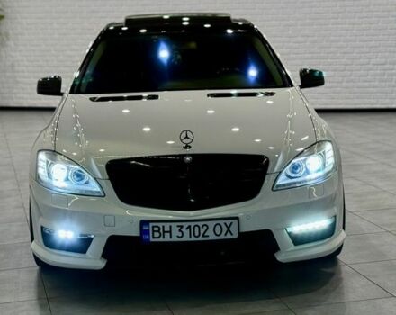 Белый Мерседес С Класс, объемом двигателя 3.5 л и пробегом 250 тыс. км за 10900 $, фото 89 на Automoto.ua