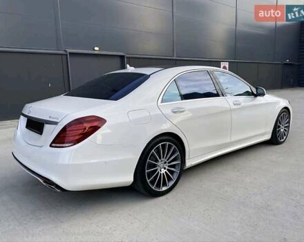 Белый Мерседес С Класс, объемом двигателя 4.66 л и пробегом 84 тыс. км за 42000 $, фото 2 на Automoto.ua
