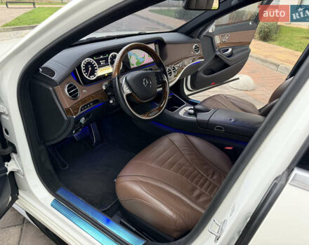 Белый Мерседес С Класс, объемом двигателя 4.7 л и пробегом 187 тыс. км за 34700 $, фото 17 на Automoto.ua