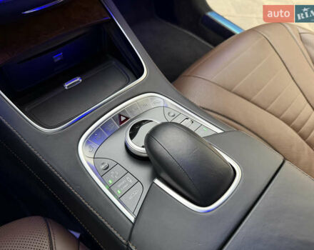 Белый Мерседес С Класс, объемом двигателя 4.7 л и пробегом 187 тыс. км за 34700 $, фото 37 на Automoto.ua