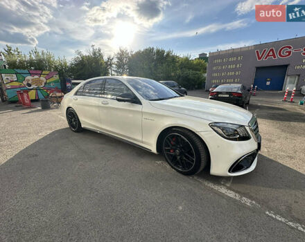 Белый Мерседес С Класс, объемом двигателя 5.5 л и пробегом 102 тыс. км за 52500 $, фото 3 на Automoto.ua