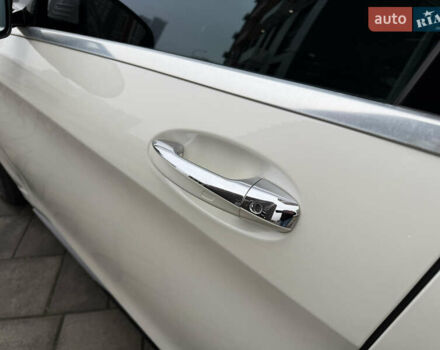 Белый Мерседес С Класс, объемом двигателя 4.7 л и пробегом 187 тыс. км за 34700 $, фото 12 на Automoto.ua