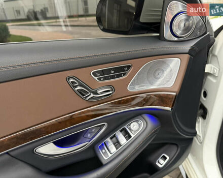 Белый Мерседес С Класс, объемом двигателя 4.7 л и пробегом 187 тыс. км за 34700 $, фото 15 на Automoto.ua