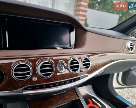 Белый Мерседес С Класс, объемом двигателя 4.66 л и пробегом 187 тыс. км за 36500 $, фото 62 на Automoto.ua