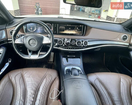 Белый Мерседес С Класс, объемом двигателя 5.5 л и пробегом 102 тыс. км за 52500 $, фото 6 на Automoto.ua