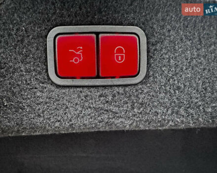 Мерседес С Класс 2015 в Хусте на Automoto.ua Белый Мерседес С Класс, объемом двигателя 3 л и пробегом 170 тыс. км за 35000 $, фото 11 на Automoto.ua