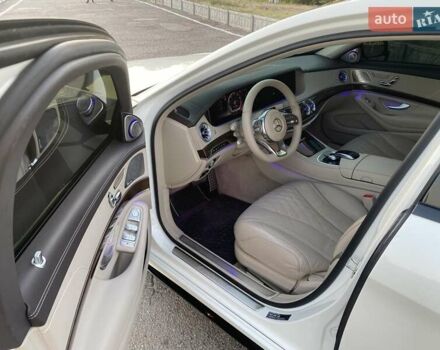 Білий Мерседес С Клас, об'ємом двигуна 4.66 л та пробігом 172 тис. км за 37000 $, фото 8 на Automoto.ua