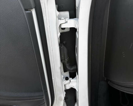 Мерседес С Класс 2015 в Хусте на Automoto.ua Белый Мерседес С Класс, объемом двигателя 3 л и пробегом 170 тыс. км за 35000 $, фото 30 на Automoto.ua