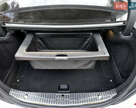 Мерседес С Класс 2015 в Хусте на Automoto.ua Белый Мерседес С Класс, объемом двигателя 3 л и пробегом 170 тыс. км за 35000 $, фото 16 на Automoto.ua