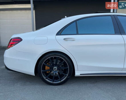 Білий Мерседес С Клас, об'ємом двигуна 5.46 л та пробігом 150 тис. км за 61000 $, фото 31 на Automoto.ua