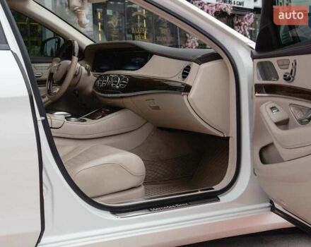 Білий Мерседес С Клас, об'ємом двигуна 4.7 л та пробігом 165 тис. км за 54500 $, фото 30 на Automoto.ua