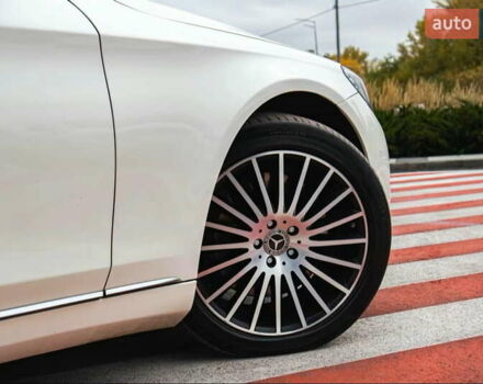 Білий Мерседес С Клас, об'ємом двигуна 4.7 л та пробігом 165 тис. км за 48500 $, фото 8 на Automoto.ua