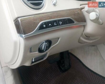 Белый Мерседес С Класс, объемом двигателя 3 л и пробегом 153 тыс. км за 37500 $, фото 4 на Automoto.ua