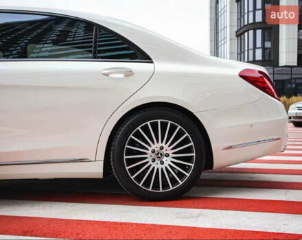 Білий Мерседес С Клас, об'ємом двигуна 4.7 л та пробігом 165 тис. км за 48500 $, фото 4 на Automoto.ua