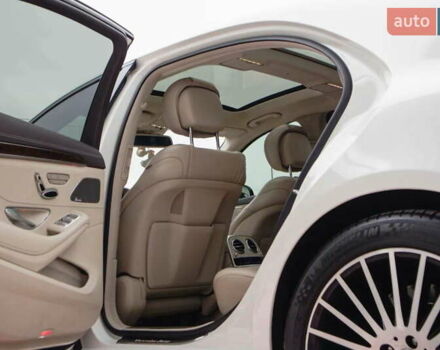 Білий Мерседес С Клас, об'ємом двигуна 4.7 л та пробігом 165 тис. км за 48500 $, фото 26 на Automoto.ua