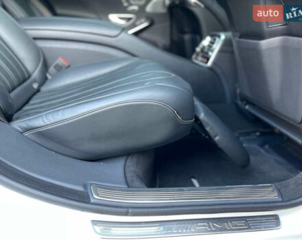 Білий Мерседес С Клас, об'ємом двигуна 5.46 л та пробігом 150 тис. км за 61000 $, фото 32 на Automoto.ua