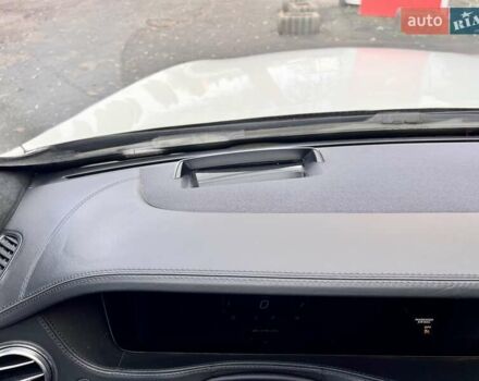 Белый Мерседес С Класс, объемом двигателя 5.46 л и пробегом 64 тыс. км за 67999 $, фото 37 на Automoto.ua