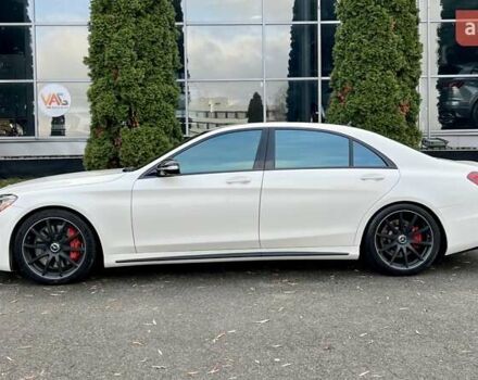Белый Мерседес С Класс, объемом двигателя 5.46 л и пробегом 64 тыс. км за 67999 $, фото 1 на Automoto.ua