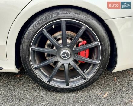 Белый Мерседес С Класс, объемом двигателя 5.46 л и пробегом 64 тыс. км за 67999 $, фото 14 на Automoto.ua