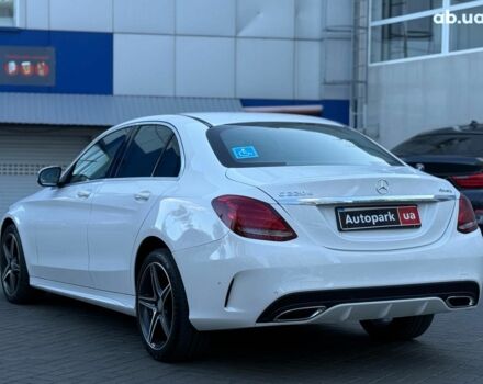 Білий Мерседес С Клас, об'ємом двигуна 2.2 л та пробігом 112 тис. км за 23990 $, фото 9 на Automoto.ua