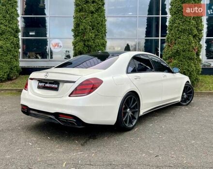 Белый Мерседес С Класс, объемом двигателя 5.46 л и пробегом 64 тыс. км за 67999 $, фото 3 на Automoto.ua