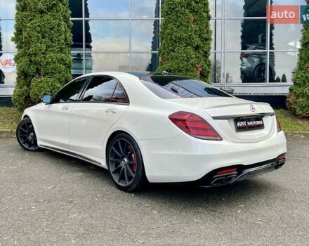 Белый Мерседес С Класс, объемом двигателя 5.46 л и пробегом 64 тыс. км за 67999 $, фото 5 на Automoto.ua