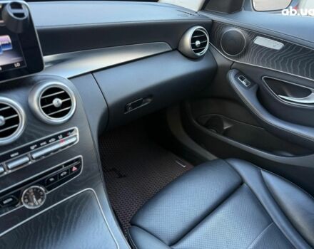 Білий Мерседес С Клас, об'ємом двигуна 2.2 л та пробігом 112 тис. км за 23990 $, фото 33 на Automoto.ua