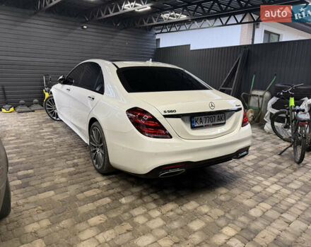 Білий Мерседес С Клас, об'ємом двигуна 3.98 л та пробігом 148 тис. км за 60000 $, фото 3 на Automoto.ua