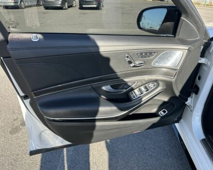 Белый Мерседес С Класс, объемом двигателя 4 л и пробегом 82 тыс. км за 82000 $, фото 11 на Automoto.ua