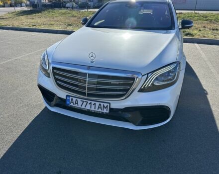 Белый Мерседес С Класс, объемом двигателя 4 л и пробегом 82 тыс. км за 82000 $, фото 1 на Automoto.ua