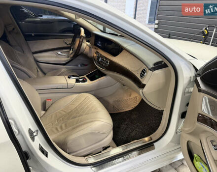 Білий Мерседес С Клас, об'ємом двигуна 3.98 л та пробігом 148 тис. км за 60000 $, фото 8 на Automoto.ua