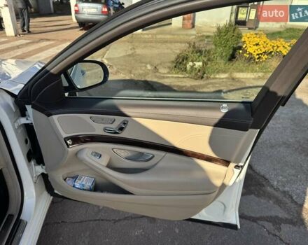 Білий Мерседес С Клас, об'ємом двигуна 2.93 л та пробігом 211 тис. км за 52500 $, фото 10 на Automoto.ua