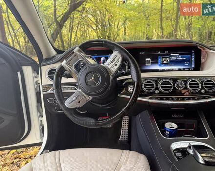 Белый Мерседес С Класс, объемом двигателя 5.46 л и пробегом 59 тыс. км за 91000 $, фото 29 на Automoto.ua