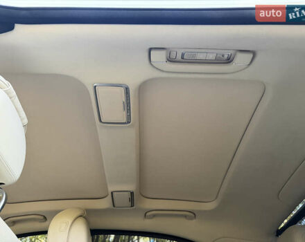 Белый Мерседес С Класс, объемом двигателя 5.46 л и пробегом 59 тыс. км за 91000 $, фото 41 на Automoto.ua