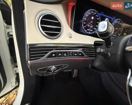 Белый Мерседес С Класс, объемом двигателя 5.46 л и пробегом 59 тыс. км за 91000 $, фото 35 на Automoto.ua